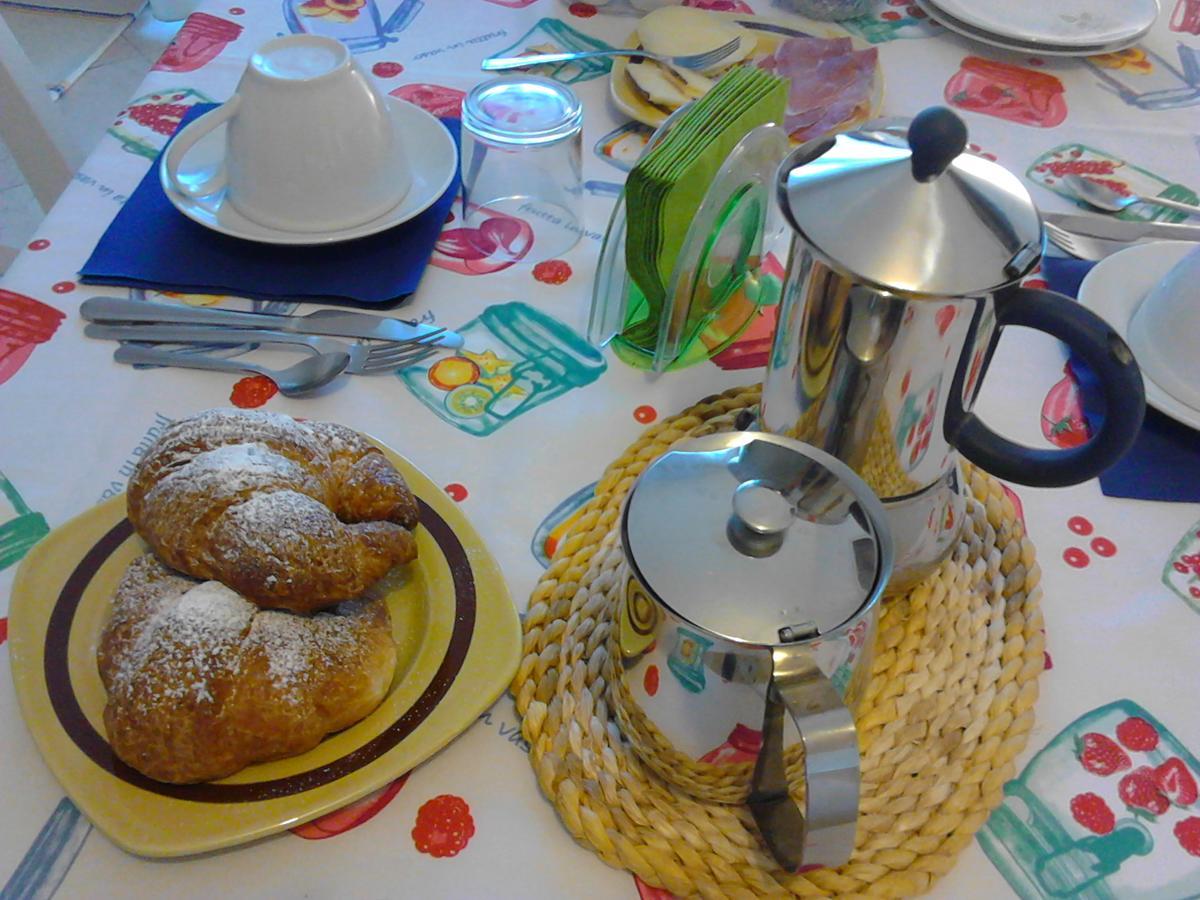 Bed And Breakfast Catherina Ponsacco Eksteriør bilde